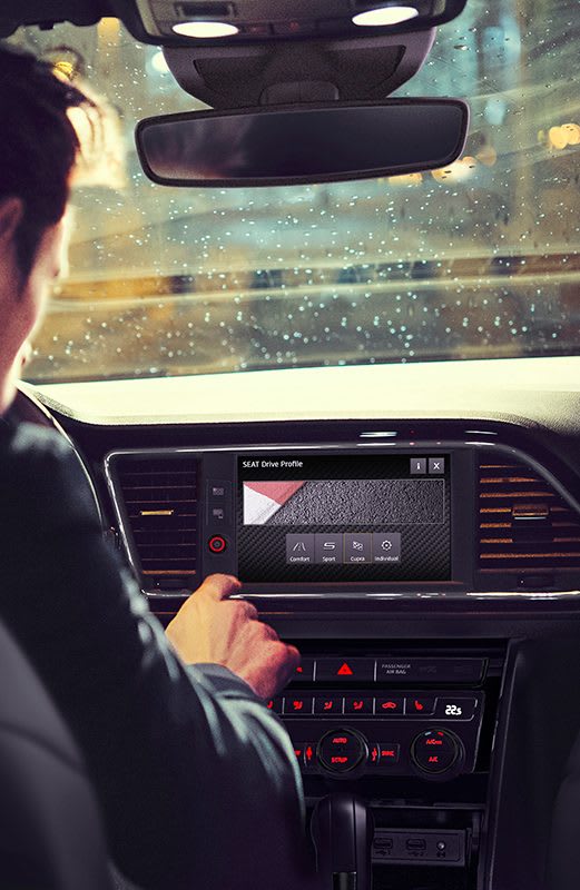 New SEAT Leon CUPRA advance technology