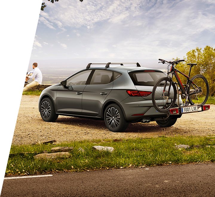 New SEAT Leon 5 doors accessories for a family road trip