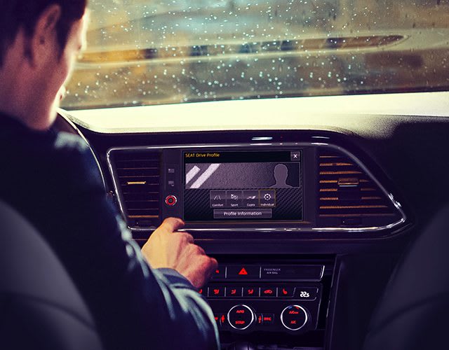New SEAT Leon CUPRA advance technology
