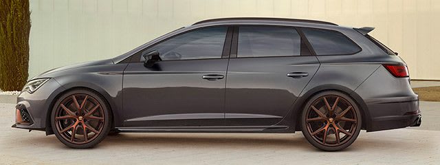 New SEAT Leon CUPRA R & R ST limited edition lateral exterior view