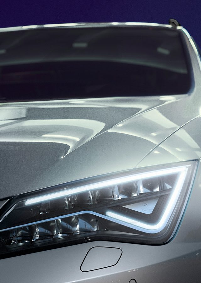 SEAT Leon CUPRA LED Headlamps