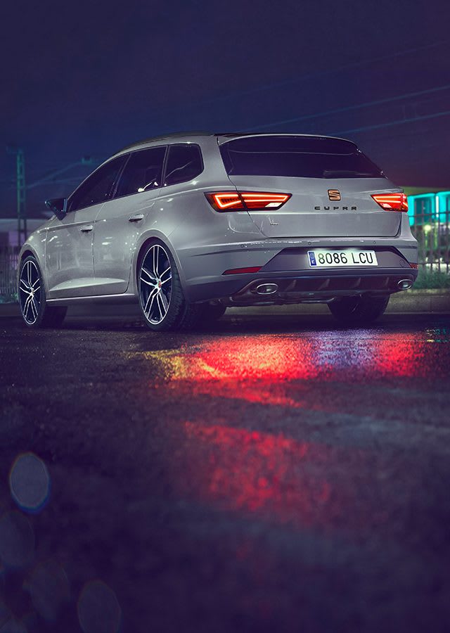 SEAT Leon CUPRA details