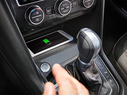 SEAT Tarraco large SUV Connectivity Box wireless charger technology features