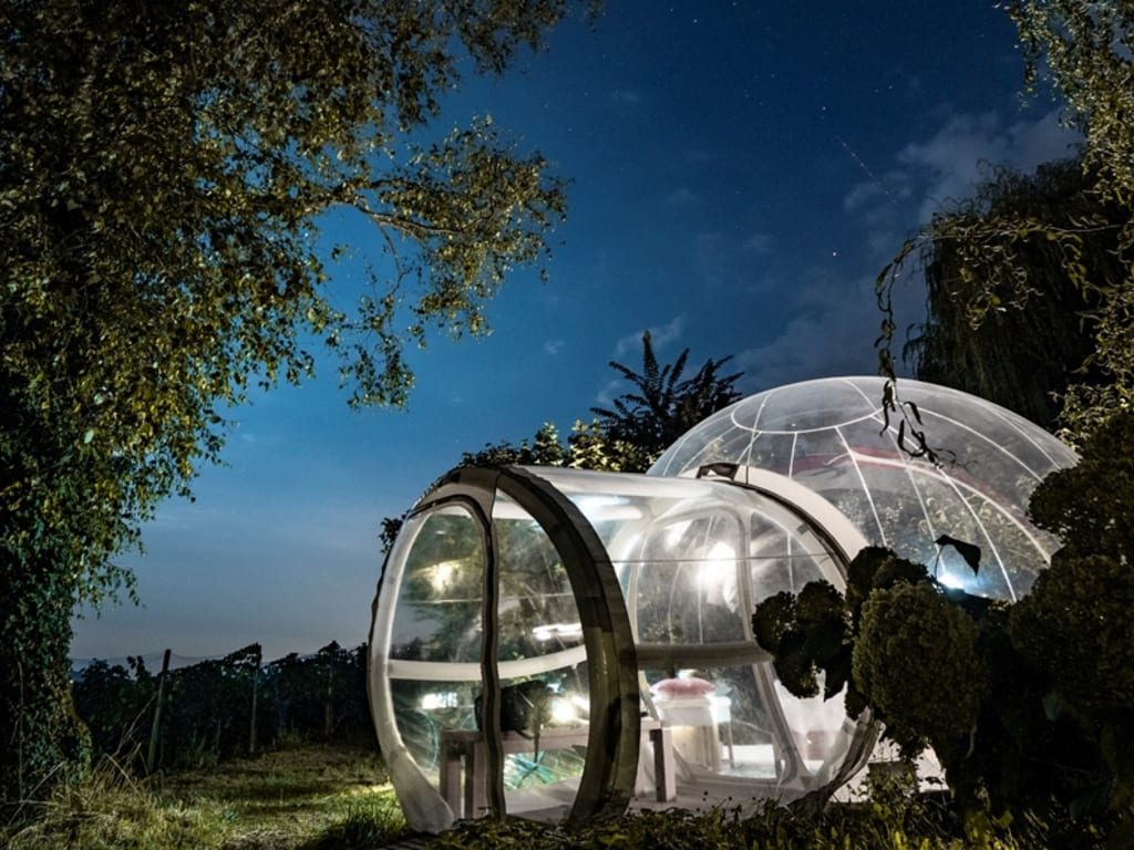 Bubble hotel. Attrap reves Montagnac Франция. Attrap’reves Montagnac Франция, Альпы верхнего Прованса. Attrap’reves Montagnac телескоп. Отель пузырь.