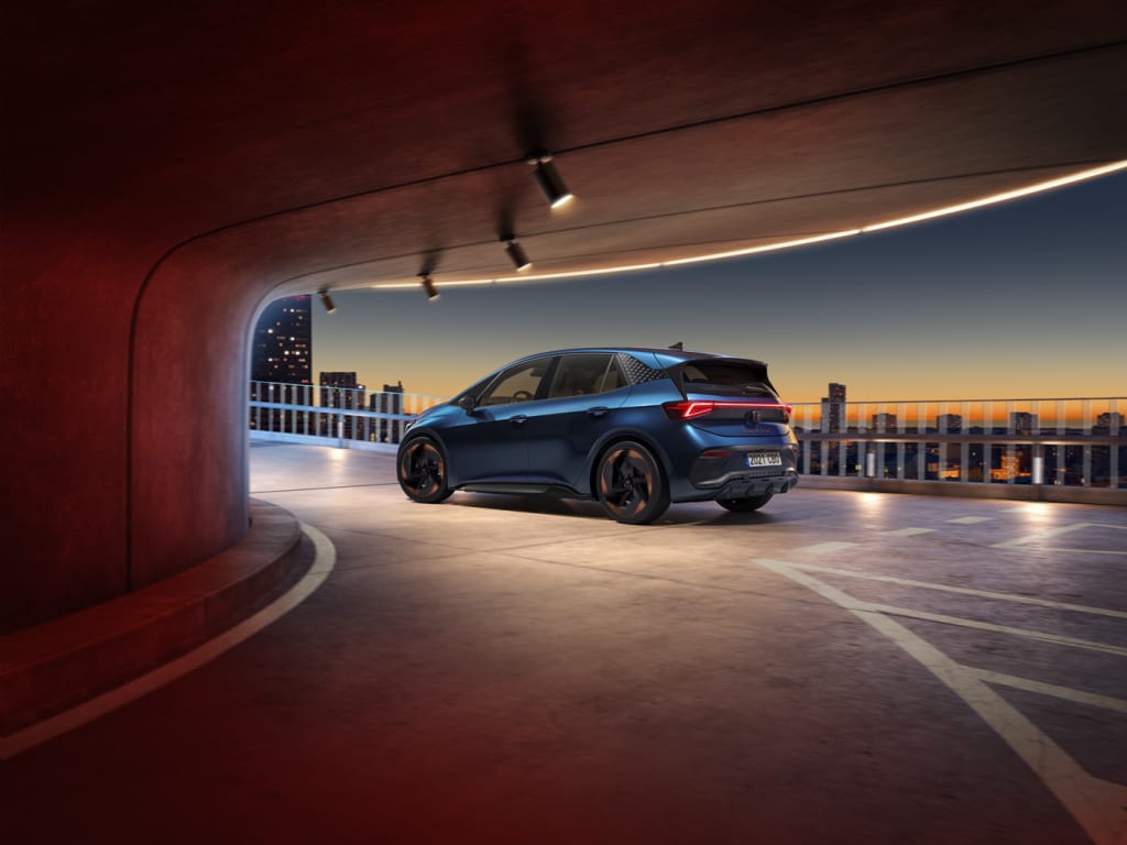 CUPRA BORN 003