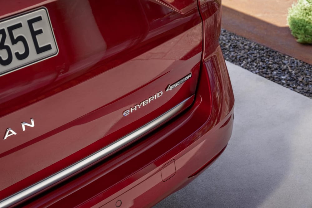 VWN_Multivan_PHEV_4Motion_2_media_high