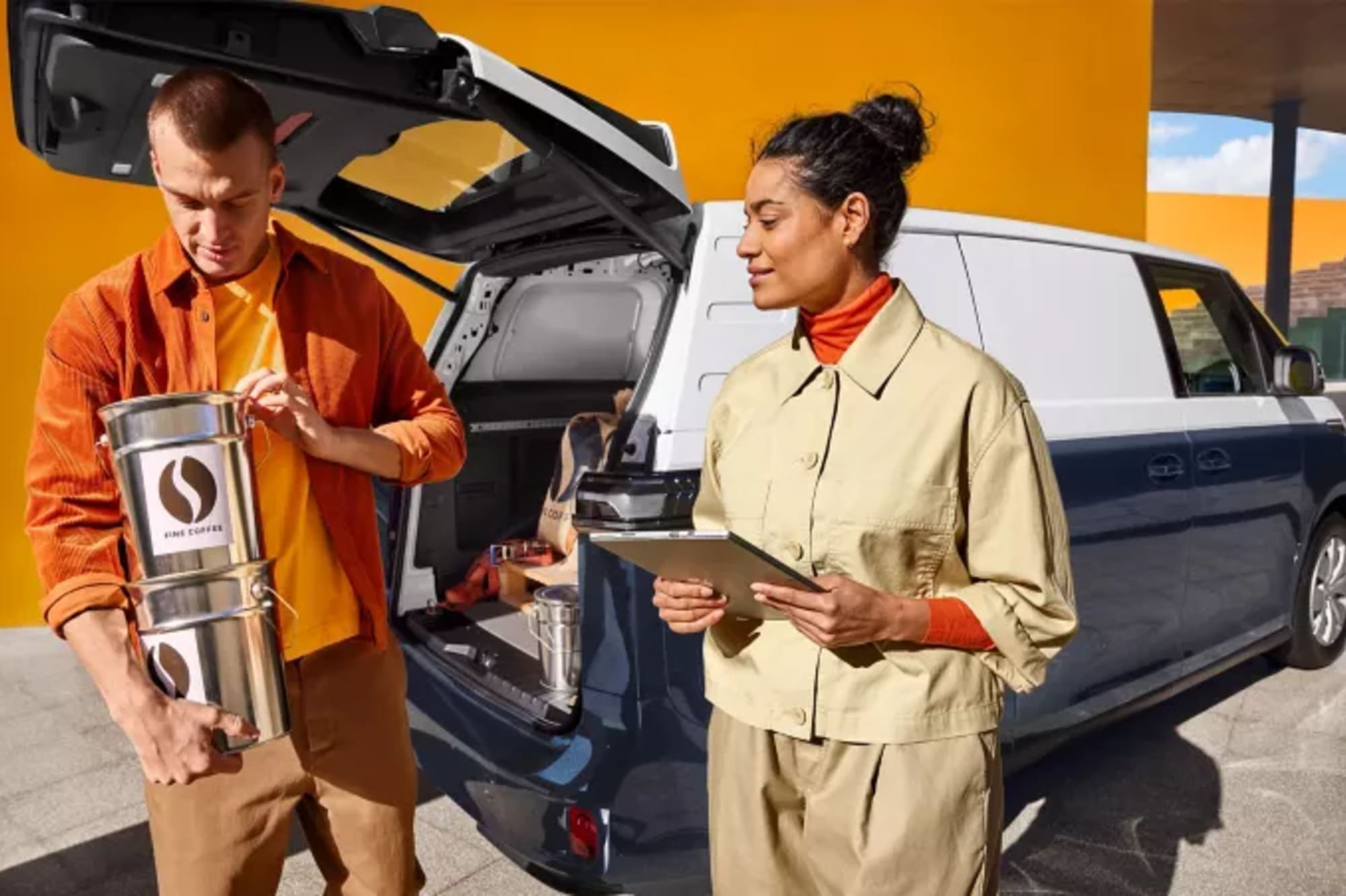 ib000117pic-ID-Buzz-Cargo-Highlights-Gallery-03