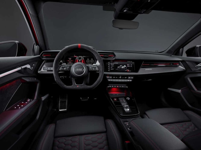 Audi_RS3_Interior_1333x1000